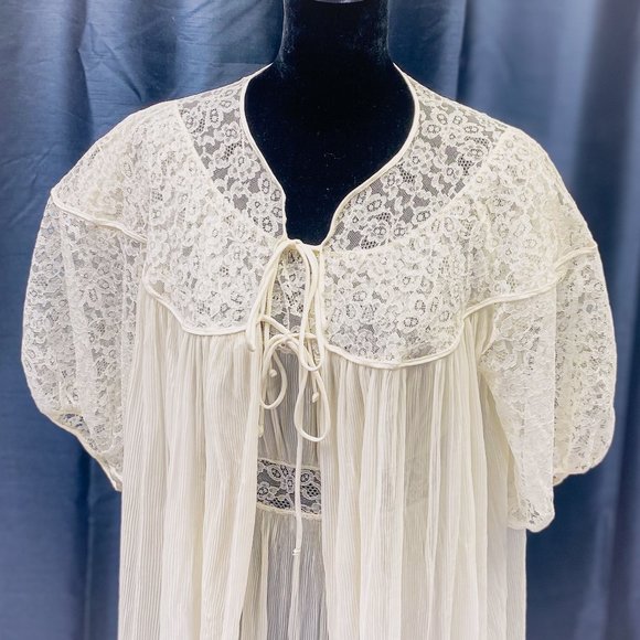 Women’s Vanity Fair Chiffon Peignoir Nightgown 40s 50s Barbizon Flattery Brand - Picture 3 of 15